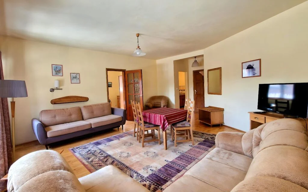 Apartment for 6