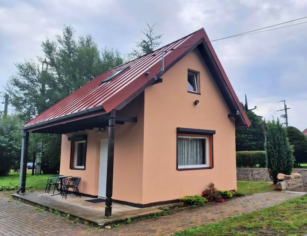 Cottage – ul. Bystrzycka 28